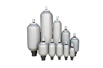 活塞式蓄能器使用注意事項(xiàng)